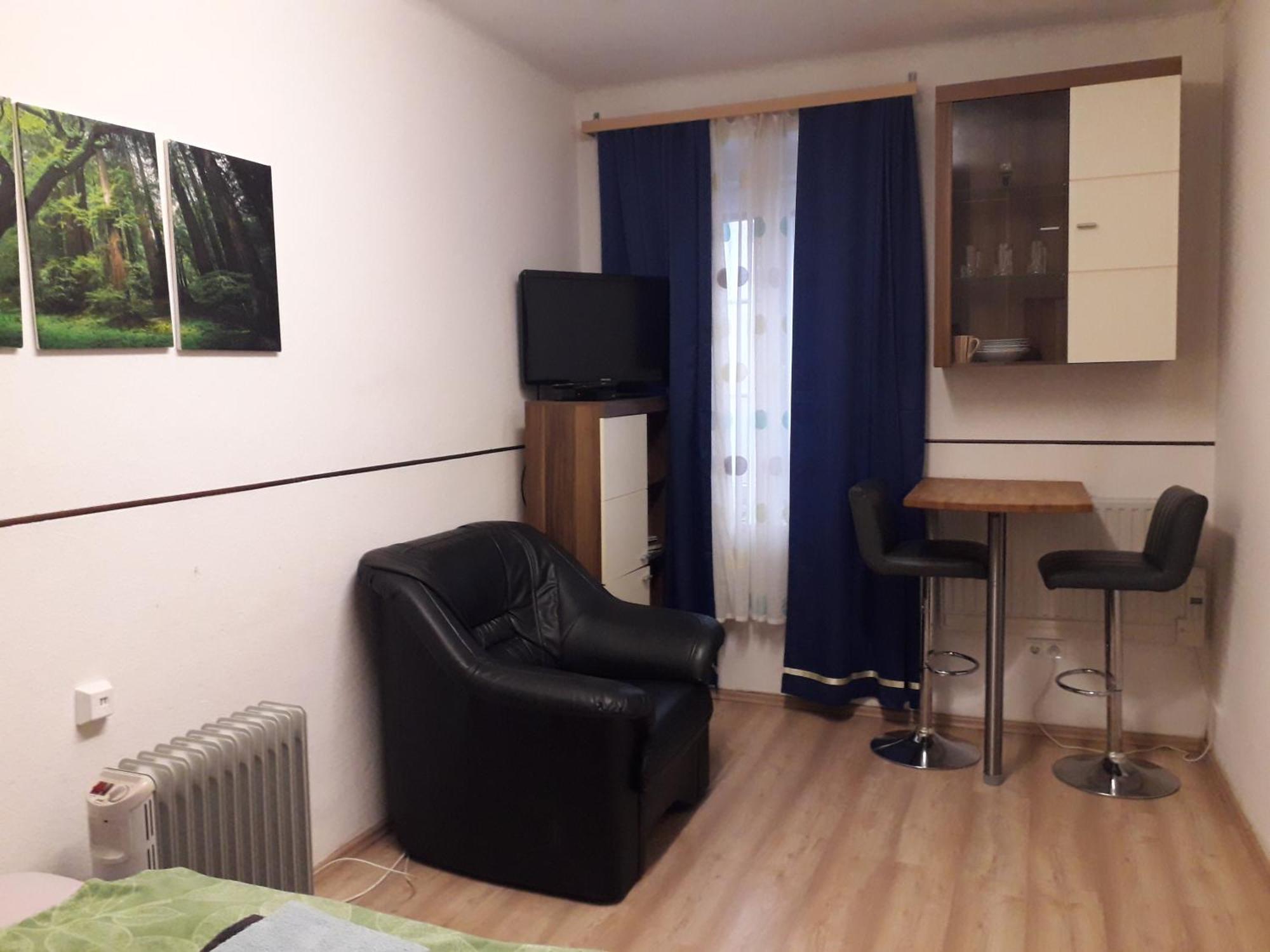 Apartment Ap 1 Im Zentrum Steyr, Bestrooms Eu Exterior foto
